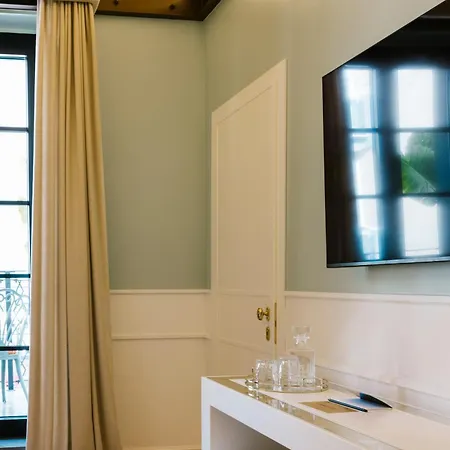 Guest house Palazzo Firenze Luxury 4*